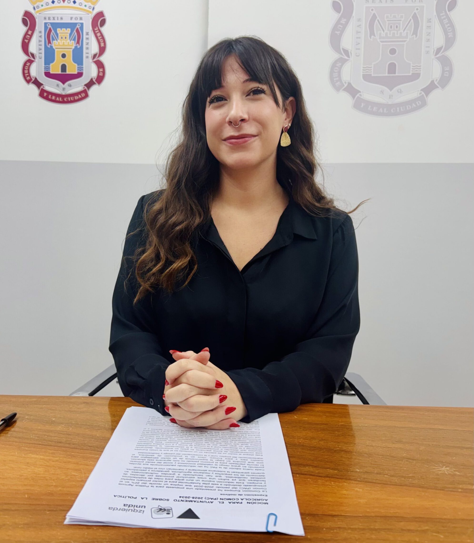 Aprobadas en Pleno por unanimidad las mociones de IU para la reforma de la plaza junto al IES Julio Rodríguez y contra el recorte del 22% en el presupuesto de la PAC.